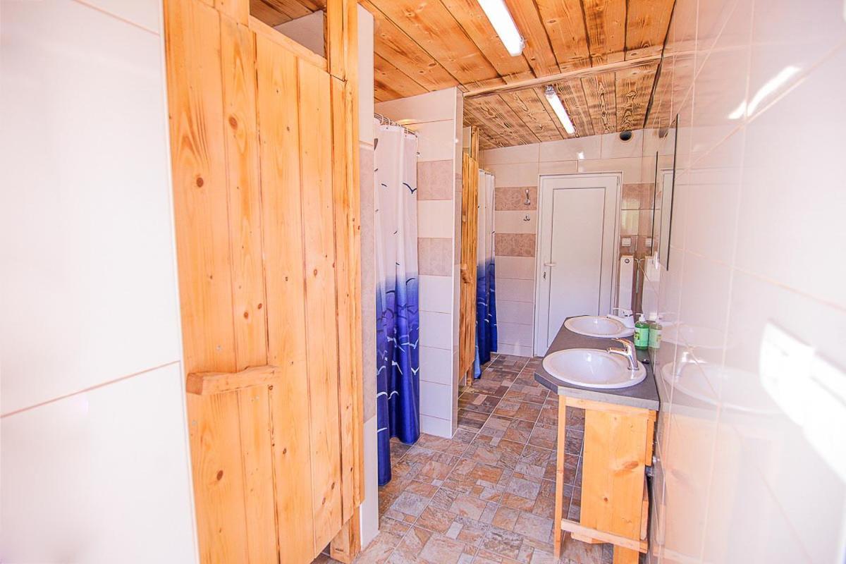 Apartmaji Pri Kozmavo - Little House Бохин Екстериор снимка
